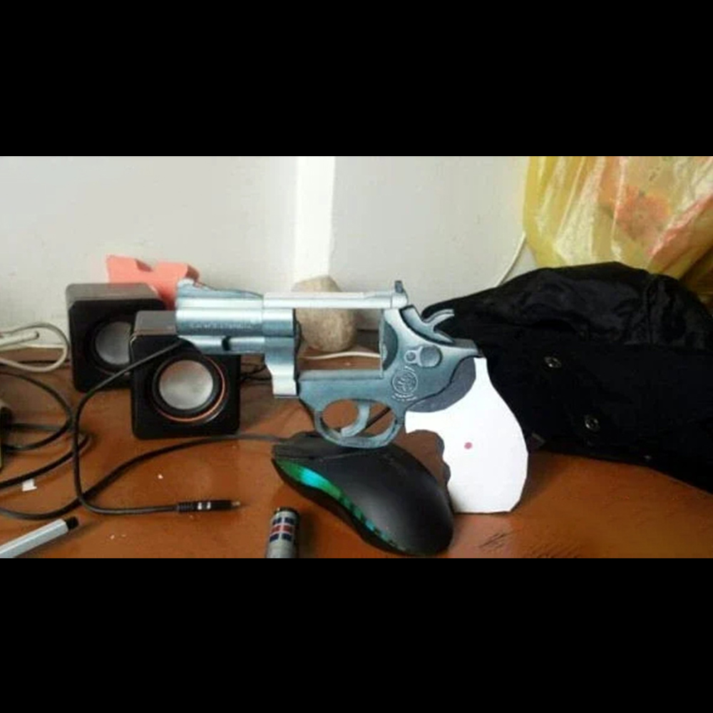 1:1 3d M66 Revolver Papier Mod - Model Kit Revolver recensie en prijs